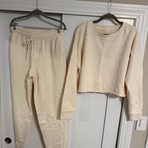 Alo Cream Sweatshirt and Joggers Set - NEW
